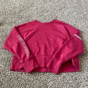 NIKE M cropped sweatshirt